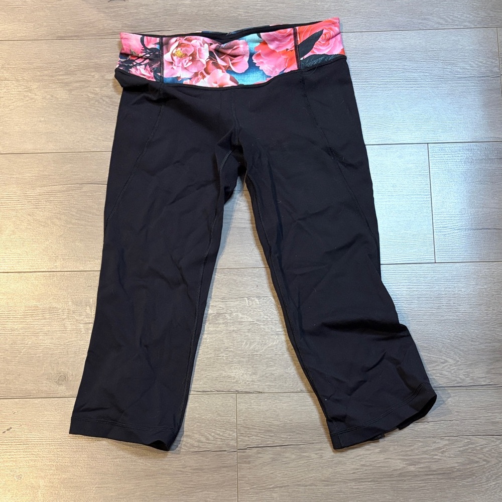 lululemon athletica Women's Black Yoga Leggings & Pink Tank Set - Picture 3 of 4